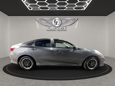 2019 Honda Civic LX   - Photo 7 - Lennox, CA 90304