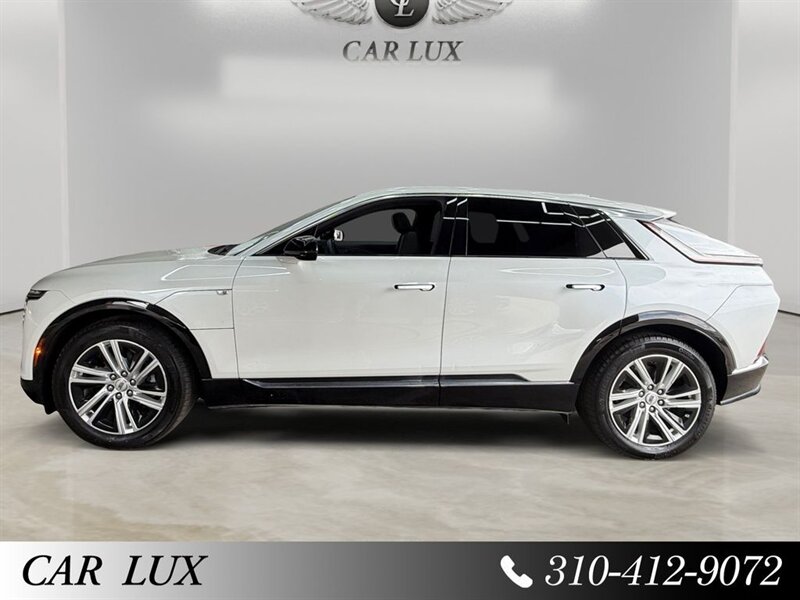 2024 Cadillac LYRIQ Tech  
