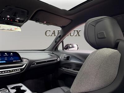 2024 Cadillac LYRIQ Tech   - Photo 24 - Lennox, CA 90304