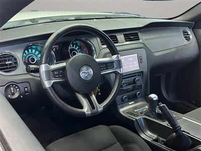 2013 Ford Mustang GT   - Photo 19 - Lennox, CA 90304