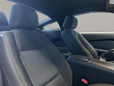 2013 Ford Mustang GT   - Photo 16 - Lennox, CA 90304