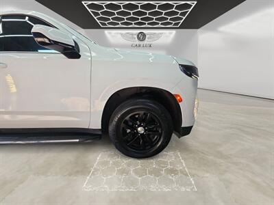 2021 Chevrolet Tahoe LT   - Photo 14 - Lennox, CA 90304