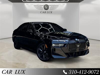 2024 BMW i7 xDrive60   - Photo 7 - Lennox, CA 90304