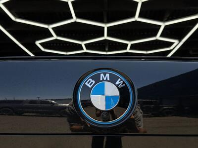 2024 BMW i7 xDrive60   - Photo 39 - Lennox, CA 90304