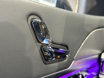 2024 BMW i7 xDrive60   - Photo 31 - Lennox, CA 90304