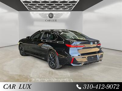 2024 BMW i7 xDrive60   - Photo 3 - Lennox, CA 90304