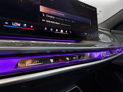 2024 BMW i7 xDrive60   - Photo 29 - Lennox, CA 90304