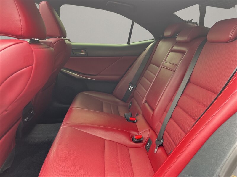 2016 Lexus IS 200t 200t  