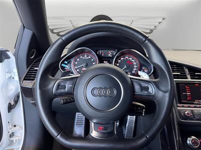 2015 Audi R8 5.2 quattro   - Photo 12 - Lennox, CA 90304