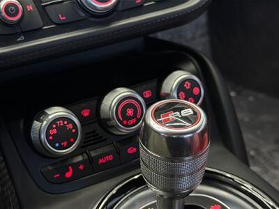 2015 Audi R8 5.2 quattro   - Photo 17 - Lennox, CA 90304