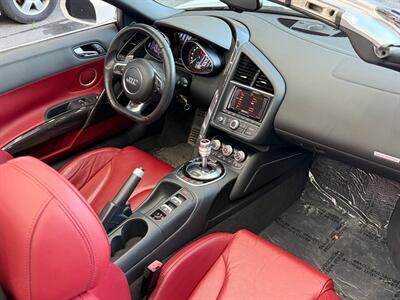 2015 Audi R8 5.2 quattro   - Photo 30 - Lennox, CA 90304