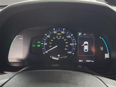 2018 Hyundai IONIQ Plug-in Hybrid   - Photo 12 - Lennox, CA 90304