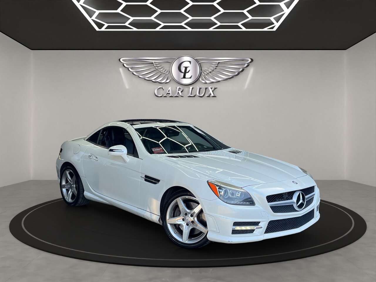 2015 Mercedes-Benz SLK SLK 250 - Photo 1 - Lennox, CA 90304