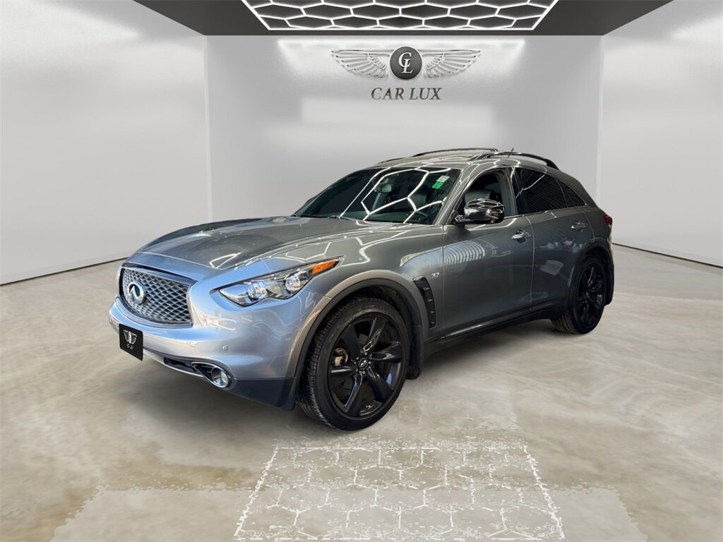 2017 INFINITI QX70   - Photo 1 - Lennox, CA 90304