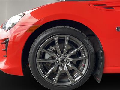 2017 Toyota 86 860 Special Edition   - Photo 9 - Lennox, CA 90304