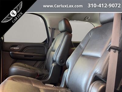 2011 Cadillac Escalade   - Photo 11 - Lennox, CA 90304