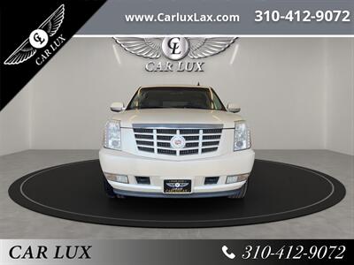 2011 Cadillac Escalade   - Photo 2 - Lennox, CA 90304