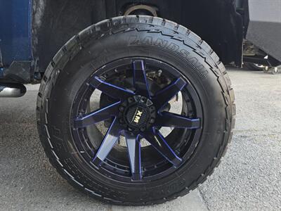 2018 Chevrolet Silverado 1500 LT LT1   - Photo 23 - Lennox, CA 90304