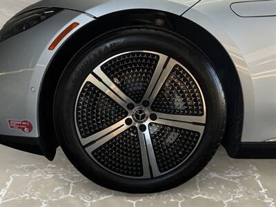 2022 Mercedes-Benz EQS 450 Base - Photo 14 - Lennox, CA 90304