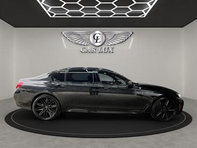 2017 BMW 750i  M SPORT - Photo 9 - Lennox, CA 90304