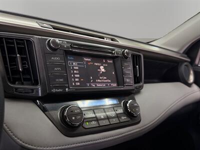 2015 Toyota RAV4 XLE - Photo 19 - Lennox, CA 90304