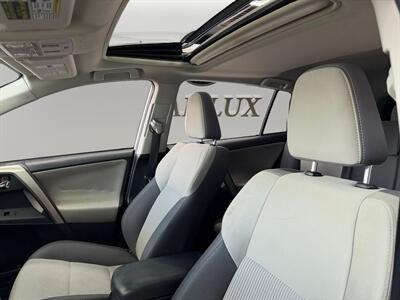 2015 Toyota RAV4 XLE - Photo 9 - Lennox, CA 90304