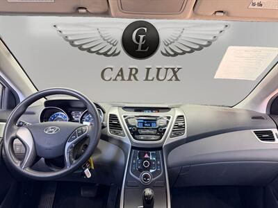 2014 Hyundai ELANTRA SE - Photo 11 - Lennox, CA 90304