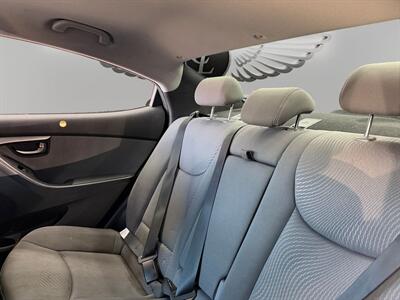 2014 Hyundai ELANTRA SE - Photo 13 - Lennox, CA 90304