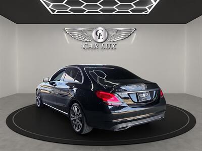 2019 Mercedes-Benz C 300   - Photo 5 - Lennox, CA 90304