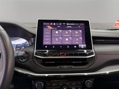 2022 Jeep Compass Trailhawk   - Photo 21 - Lennox, CA 90304