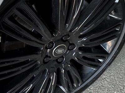 2019 Land Rover Range Rover 5.0L V8 Supercharged LWB   - Photo 33 - Lennox, CA 90304