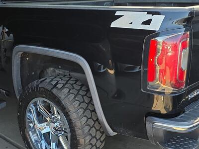 2018 GMC Sierra 1500 SLT   - Photo 29 - Lennox, CA 90304