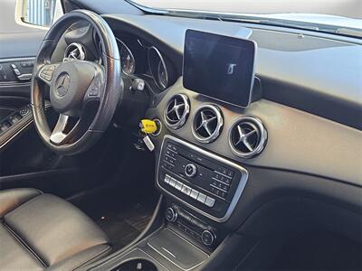 2019 Mercedes-Benz GLA GLA 250 - Photo 11 - Lennox, CA 90304