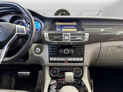 2012 Mercedes-Benz CLS CLS 63 AMG® Base   - Photo 11 - Lennox, CA 90304