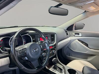 2015 Kia Optima EX - Photo 15 - Lennox, CA 90304
