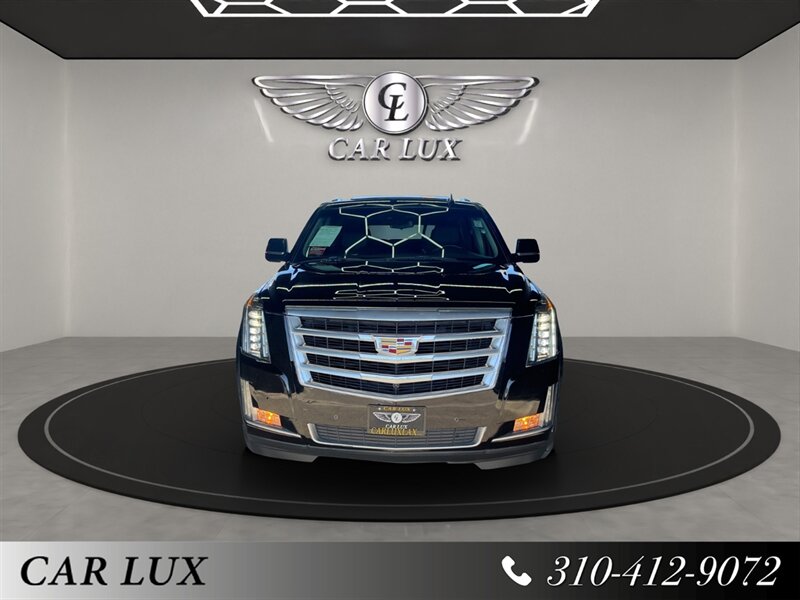 2017 Cadillac Escalade ESV Luxury  