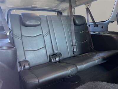 2017 Cadillac Escalade ESV Luxury   - Photo 17 - Lennox, CA 90304