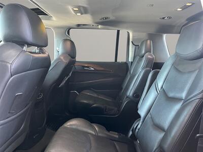 2017 Cadillac Escalade ESV Luxury   - Photo 12 - Lennox, CA 90304