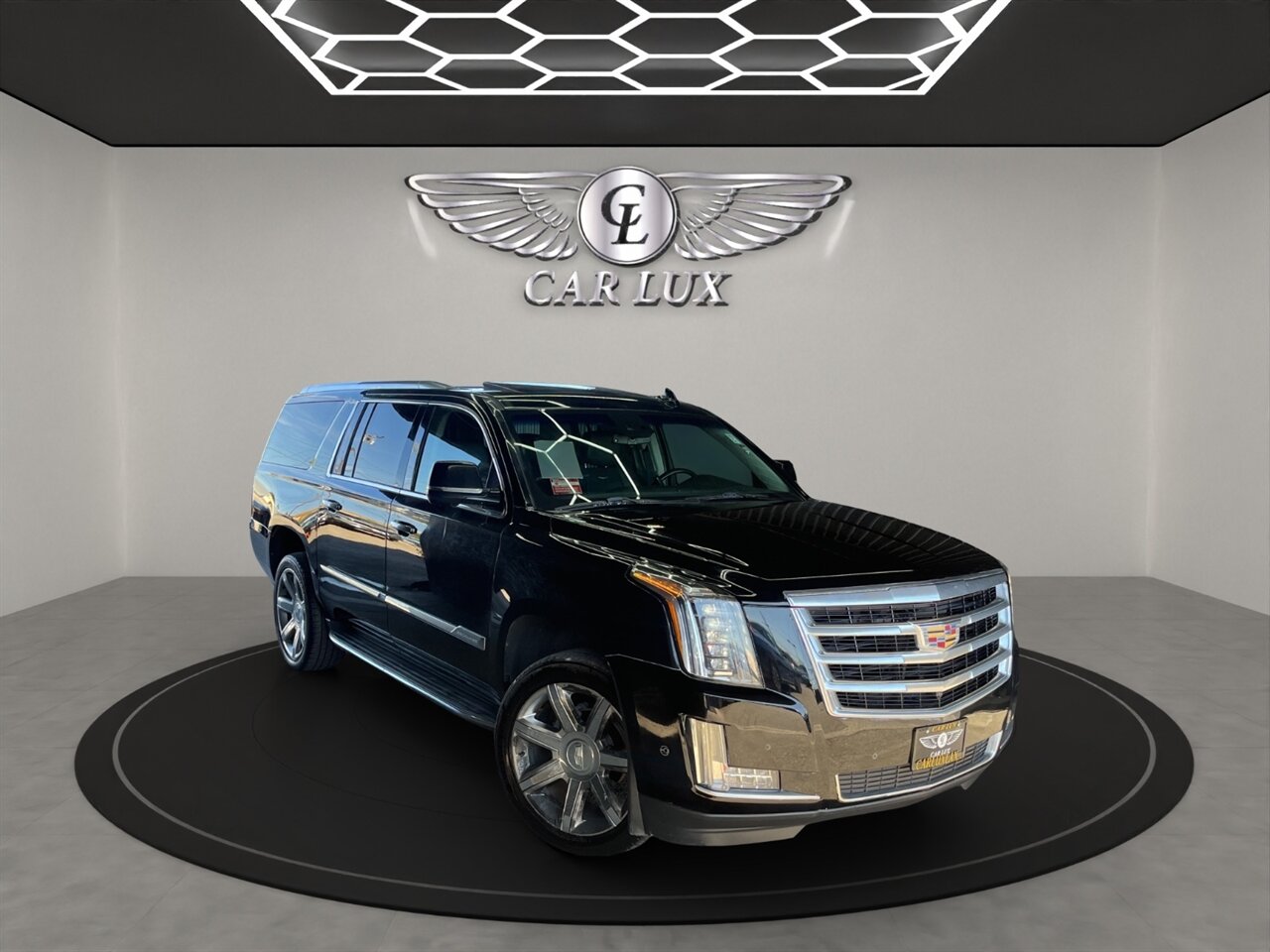 2017 Cadillac Escalade ESV Luxury - Photo 1 - Lennox, CA 90304
