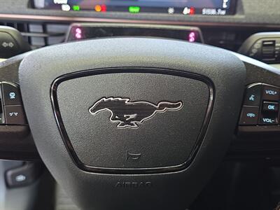 2023 Ford Mustang Mach-E GT   - Photo 15 - Lennox, CA 90304