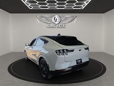 2023 Ford Mustang Mach-E GT   - Photo 5 - Lennox, CA 90304