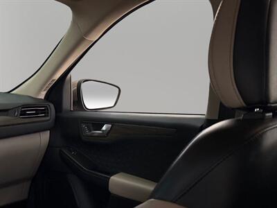 2020 Ford Escape Titanium   - Photo 19 - Lennox, CA 90304