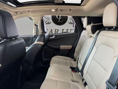2020 Ford Escape Titanium   - Photo 13 - Lennox, CA 90304