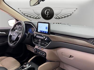 2020 Ford Escape Titanium   - Photo 20 - Lennox, CA 90304