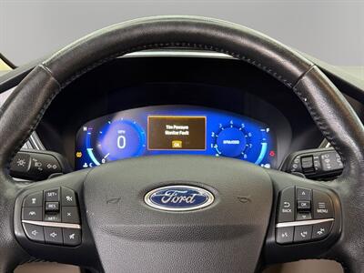 2020 Ford Escape Titanium   - Photo 17 - Lennox, CA 90304