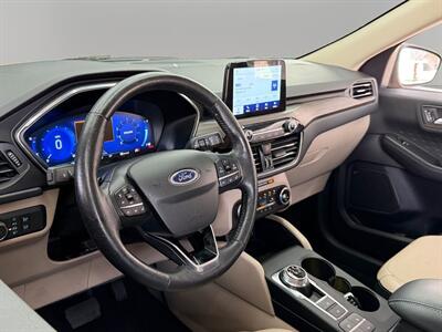 2020 Ford Escape Titanium   - Photo 15 - Lennox, CA 90304