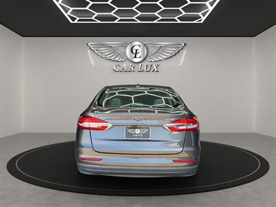 2019 Ford Fusion Hybrid SE   - Photo 6 - Lennox, CA 90304