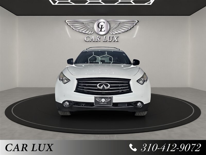2015 INFINITI QX70  
