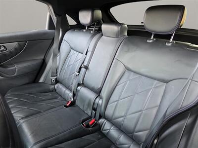 2015 INFINITI QX70   - Photo 12 - Lennox, CA 90304