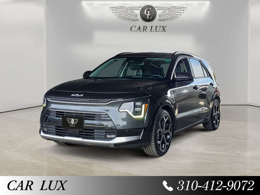 2023 Kia Niro SX Touring   - Photo 1 - Lennox, CA 90304